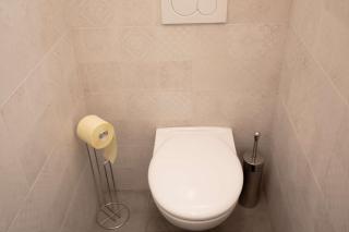 Spacious 63qm Flat plus Private Balcony - 1