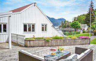 Lovely Apartment In Hebnes - Soland - 0