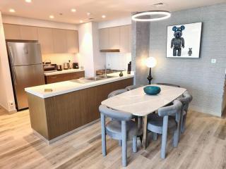 Burj View - 10 minutes walk Dream Lux Designer 3BD - Dubai - 2