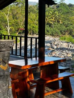 Villa Joglo tepi sungai - Sidemen - 3