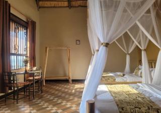 Stevalyn's Ridge View Lodge - 1