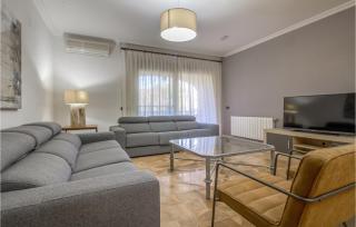 8 Bedroom Awesome Home In Polop - Polop - 7