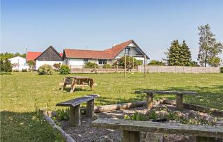 Amazing Home In Klemensker With Wifi - 3