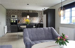 Amazing Home In Klemensker With Wifi - 6
