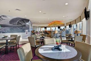 Hilton Garden Inn Oshkosh - Oshkosh - 8