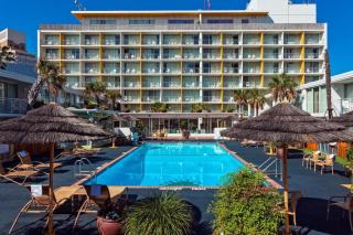 El Tropicano Riverwalk - 2