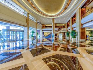 New Century Hangzhou Grand Hotel - 1