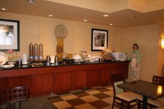 Hampton Inn Mt. Vernon - - 6