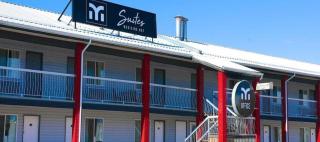 Medicine Hat Inn & Suites - 0