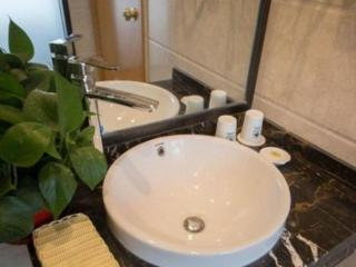 GreenTree Inn Jiangsu Xuzhou Western 3rd Ring Road Xiyuan Express Hotel - 1