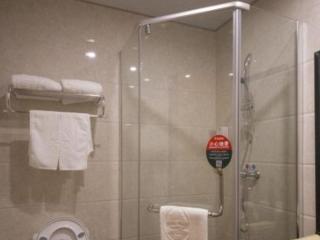 GreenTree Inn Jiangsu Xuzhou Western 3rd Ring Road Xiyuan Express Hotel - Xuzhou - 1