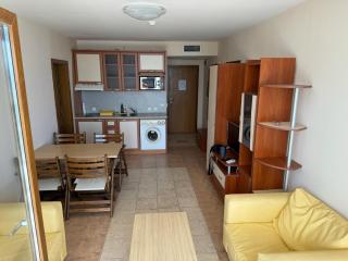 Spacious Beachfront Apartment - Kaya - Sunny Beach - 7