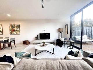 Elegant 4 Bedrooms Sanctuary in Bentleigh East - 7