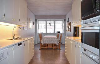 4 Bedroom Awesome Home In Ystad - Ystad - 1