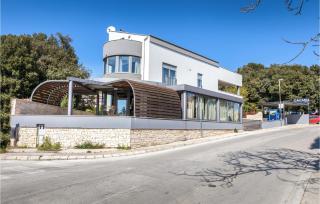Cozy Apartment In Pjescana Uvala - 4