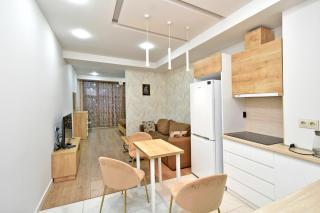 Koghbatsi street, 1 room Euro Renovated apartment nearby Republic square KO1622 - Yerevan - 8
