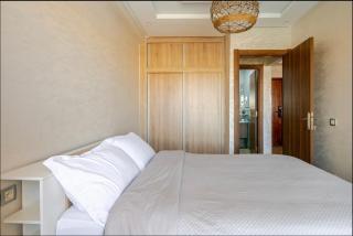 Appartement Élégant avec une belle Vue sur Piscine - 4
