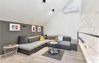 Gorgeous Home In Cresnjevec, Tuhelj - 7