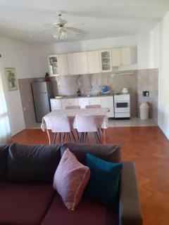Apartman Mirjana - Neviđane - 6