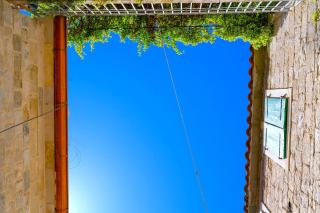 LUXE Diocletian Stones Split Centre - 5