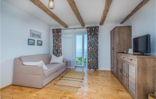 1 Bedroom Beautiful Apartment In Stara Baska - 1