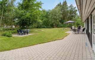 Gorgeous Home In Glesborg With Kitchen - 1