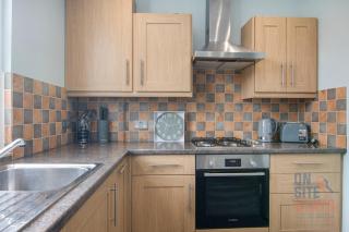 OnSiteStays - Bright spacious 2-BR, Wifi and lots of street parking - Londra - 8