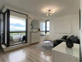 La Tour Panoramic City View Apartment - Warsaw - 3