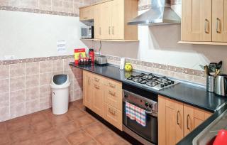Lovely Home In Chiclana De La Fronter - 8