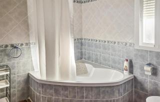 Lovely Home In Chiclana De La Fronter - 7