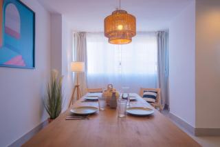 Bright Apartment with views 3 Bedrooms 2 Bathrooms - 6
