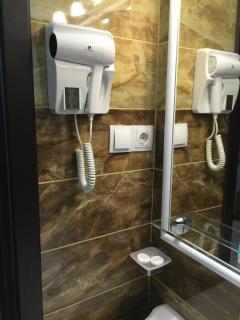 Astor Hotel & Spa - Bischkek - 8