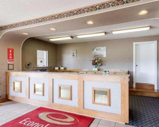 Econo Lodge - Grenada - 5