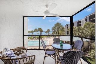 Riverside F-303 - Marco Island - 0