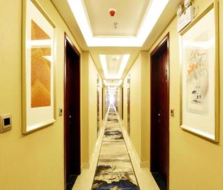 GreenTree Inn LanZhou YanBei Road United University Express Hotel - 4