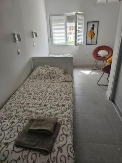 Apartman DE LUX RADIVOJEVIĆ - Sutomore - 9