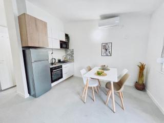 Apartman DE LUX RADIVOJEVIĆ - Sutomore - 1