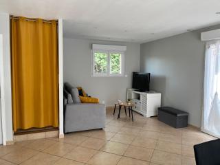 Villa climatisée avec jardin à 10 minutes des plages - 9