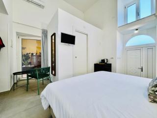 Palazzo Bougainvillea by Ritardo Aereo - Meta - 9