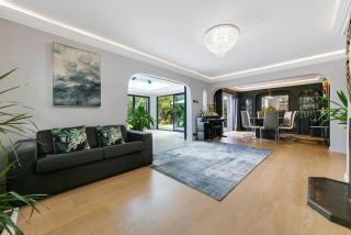 Gatsby Villa with large garden and fancy hot tub - Chislehurst - 4