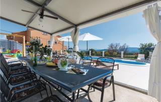 Beautiful Home In Sinj - 4