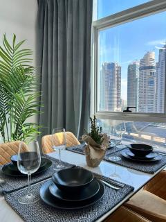 Charming One Bedroom In Marina - Dubai - 2