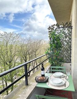 Stylish Apartment with a Balcony in Paris - Paris - 3