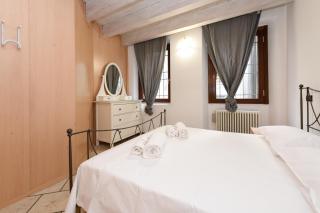 Domus Malvezzi - 9