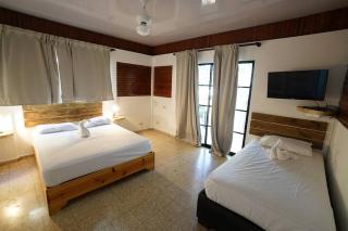 Room #27 at Waterfront Playa Alicia - 9