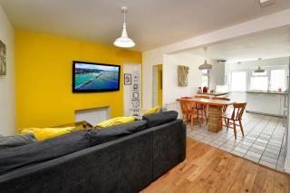 Host & Stay - Oxford Street House - Swansea - 9