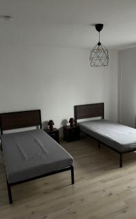 Großzügige Ferien Monteurwohnung in perfekter Lage - Achim - 2