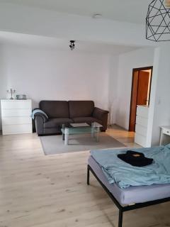 Großzügige Ferien Monteurwohnung in perfekter Lage - Achim - 1