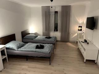 Großzügige Ferien Monteurwohnung in perfekter Lage - Achim - 0