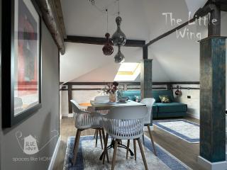 Пространства за гости Синият час - апартамент Little Wing - 9